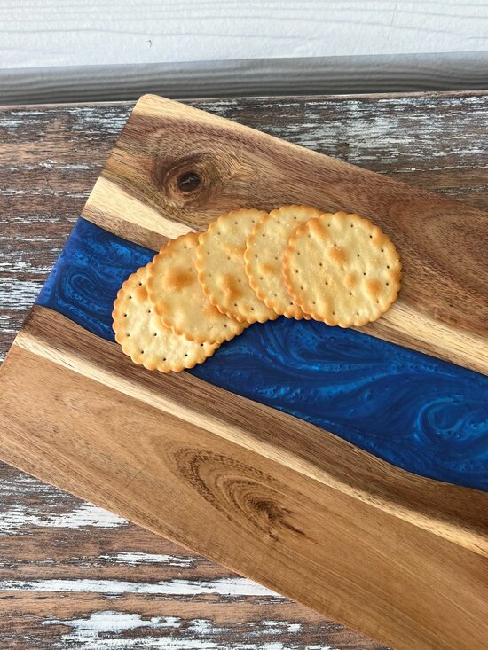 Sapphire Blue Resin River Wood Cutting Board Charcuterie Board Cheeseboard Beach - Picture 4 of 7